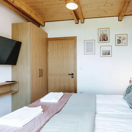 Z Widokiem Ζακοπάνε