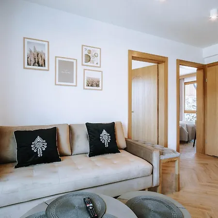 Z Widokiem Apartament *