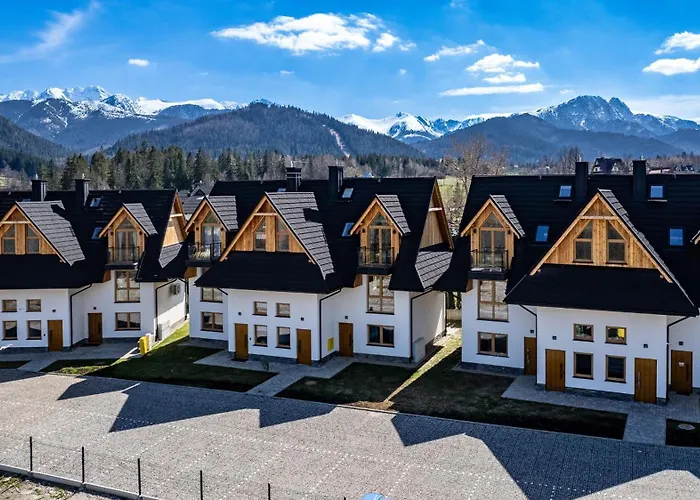 Z Widokiem アパート ザコパネ